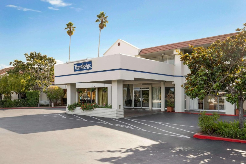 Travelodge by Wyndham Monterey Bay Main image