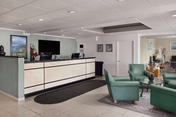 Travelodge by Wyndham Monterey Bay image 6